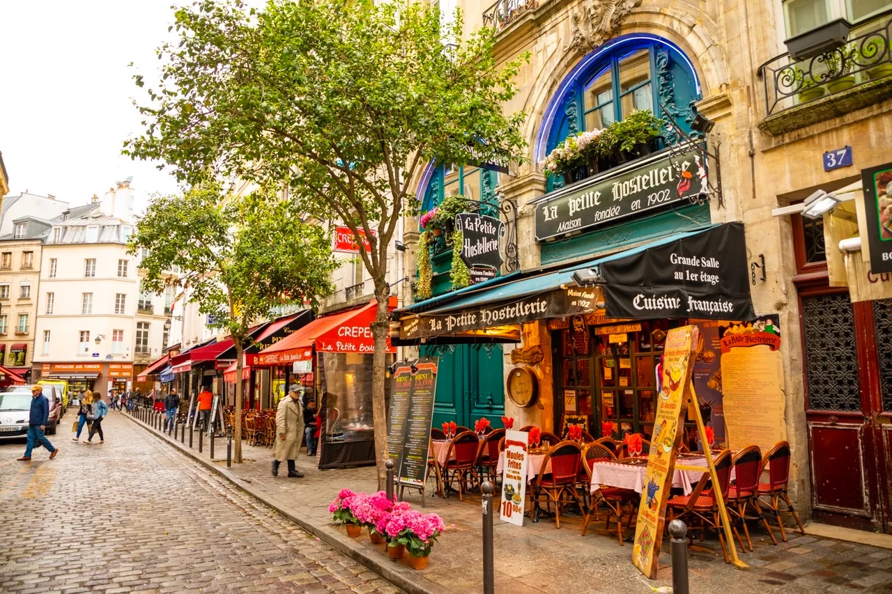 tour barrio lation tours en paris 09