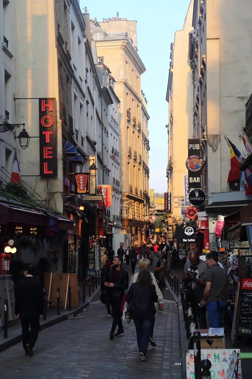 tour barrio lation tours en paris 04